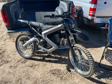 Load image into Gallery viewer, Rawrr Mantis electric dirt bike