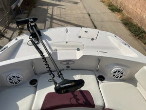 2016 Tahoe 2150 Deck Boat