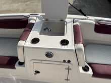 Load image into Gallery viewer, 2016 Tahoe 2150 Deck Boat