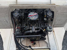 Load image into Gallery viewer, 2002 Maxum 1900 SR open bow boat 4.3 V6
