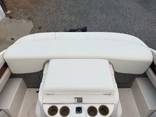Load image into Gallery viewer, 2002 Maxum 1900 SR open bow boat 4.3 V6