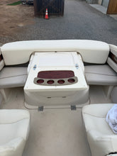 Load image into Gallery viewer, 2002 Maxum 1900 SR open bow boat 4.3 V6