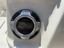 Load image into Gallery viewer, 2008 Wellcraft 180 Sportsman (SOLD)