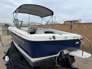 2006 Bayliner 215