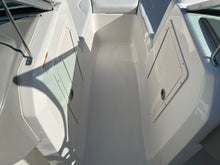 Load image into Gallery viewer, 2017 Chaparral Sport 19 with Wakeboard tower