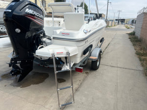 2017 Bayliner Element F-16 Center Console (SOLD)
