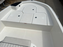 Load image into Gallery viewer, 2017 Bayliner Element F-16 Center Console (SOLD)