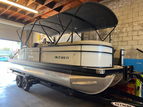 2022 Barletta Cabrio 24UC Tritoon/Pontoon with 225 Mercury ONLY 16 hours on it!