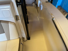 Load image into Gallery viewer, 2023 Robalo R-200 Center Console 20&#39; like new