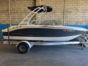2017 Chaparral Sport 19 with Wakeboard tower