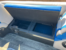 Load image into Gallery viewer, 2020 Crest Caribbean RS 250 Pontoon Tri toon 25&#39;