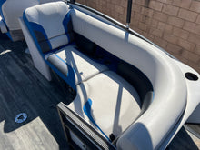 Load image into Gallery viewer, 2020 Crest Caribbean RS 250 Pontoon Tri toon 25&#39;