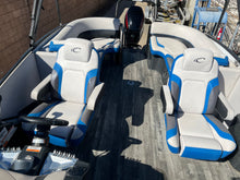 Load image into Gallery viewer, 2020 Crest Caribbean RS 250 Pontoon Tri toon 25&#39;