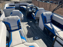 Load image into Gallery viewer, 2020 Crest Caribbean RS 250 Pontoon Tri toon 25&#39;