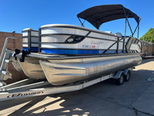 Load image into Gallery viewer, 2020 Crest Caribbean RS 250 Pontoon Tri toon 25&#39;