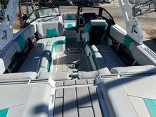 Load image into Gallery viewer, 2020 Malibu 23 MXZ Wakeboard Surf Boat