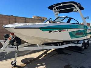 2020 Malibu 23 MXZ Wakeboard Surf Boat
