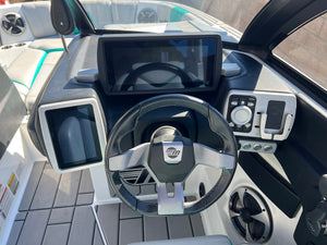 2020 Malibu 23 MXZ Wakeboard Surf Boat