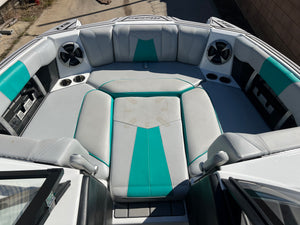 2020 Malibu 23 MXZ Wakeboard Surf Boat