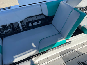 2020 Malibu 23 MXZ Wakeboard Surf Boat