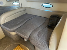 Load image into Gallery viewer, 2004 Maxum 2900 Express Cruiser (BIG PRICE DROP!)