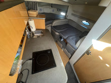 Load image into Gallery viewer, 2004 Maxum 2900 Express Cruiser (BIG PRICE DROP!)
