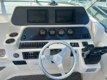 Load image into Gallery viewer, 2006 Wellcraft 290 Coastal walk around cuddy fish boat