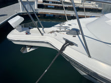 Load image into Gallery viewer, 2006 Wellcraft 290 Coastal walk around cuddy fish boat