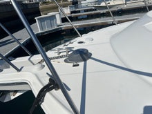 Load image into Gallery viewer, 2006 Wellcraft 290 Coastal walk around cuddy fish boat