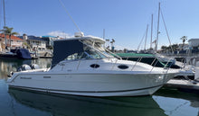 Load image into Gallery viewer, 2006 Wellcraft 290 Coastal walk around cuddy fish boat