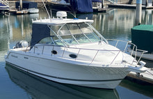 Load image into Gallery viewer, 2006 Wellcraft 290 Coastal walk around cuddy fish boat
