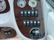 Load image into Gallery viewer, 2007 Chaparral 256 SSi open bow boat wakeboard tower