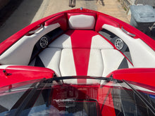 Load image into Gallery viewer, 2016 AXIS T22 WakeSurf boat