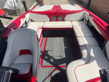Load image into Gallery viewer, 2016 AXIS T22 WakeSurf boat