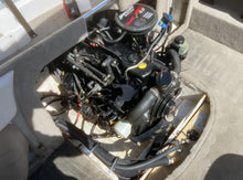 Load image into Gallery viewer, 2002 Maxum 1800 SR open bow boat for sale
