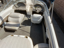 Load image into Gallery viewer, 2002 Maxum 1800 SR open bow boat for sale