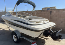 Load image into Gallery viewer, 2002 Maxum 1800 SR open bow boat for sale