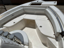 Load image into Gallery viewer, 2018 Cobia 201 Center Console