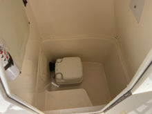 Load image into Gallery viewer, 2018 Cobia 201 Center Console