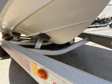 Load image into Gallery viewer, 2018 Cobia 201 Center Console