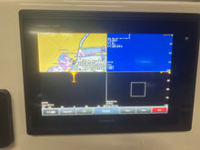 Load image into Gallery viewer, 2018 Cobia 201 Center Console
