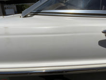 Load image into Gallery viewer, 2004 Bayliner 210 Cuddy