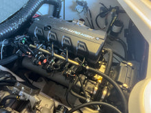 Load image into Gallery viewer, 2019 Yamaha 212X wake board surf boat