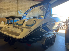 Load image into Gallery viewer, 2019 Yamaha 212X wake board surf boat