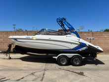 Load image into Gallery viewer, 2019 Yamaha 212X wake board surf boat
