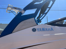 Load image into Gallery viewer, 2019 Yamaha 212X wake board surf boat