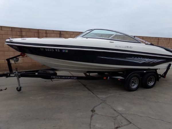 2008 Rinker 226 Captiva Bowrider