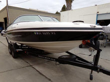 Load image into Gallery viewer, 2008 Rinker 226 Captiva Bowrider
