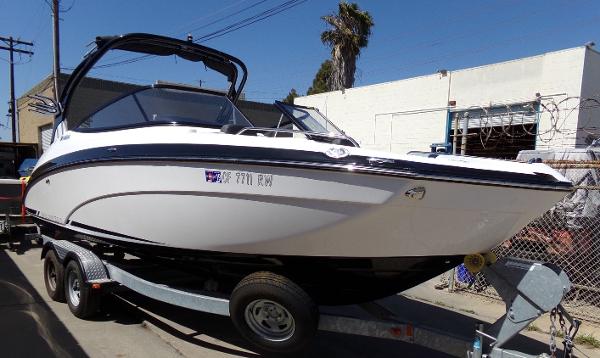 2016 Yamaha 242 Limited S Ski Wakeboard Jet Boat